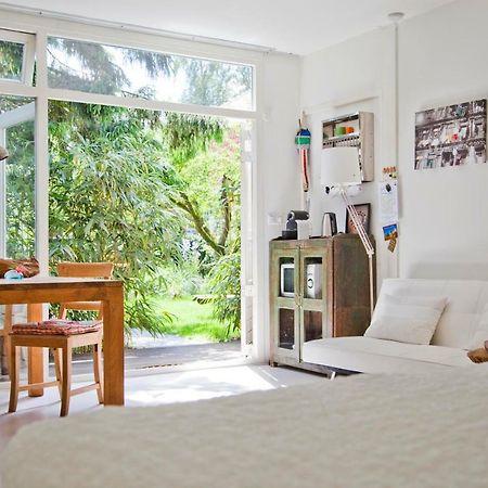 Achter Het Witte Huis Utrecht Luaran gambar